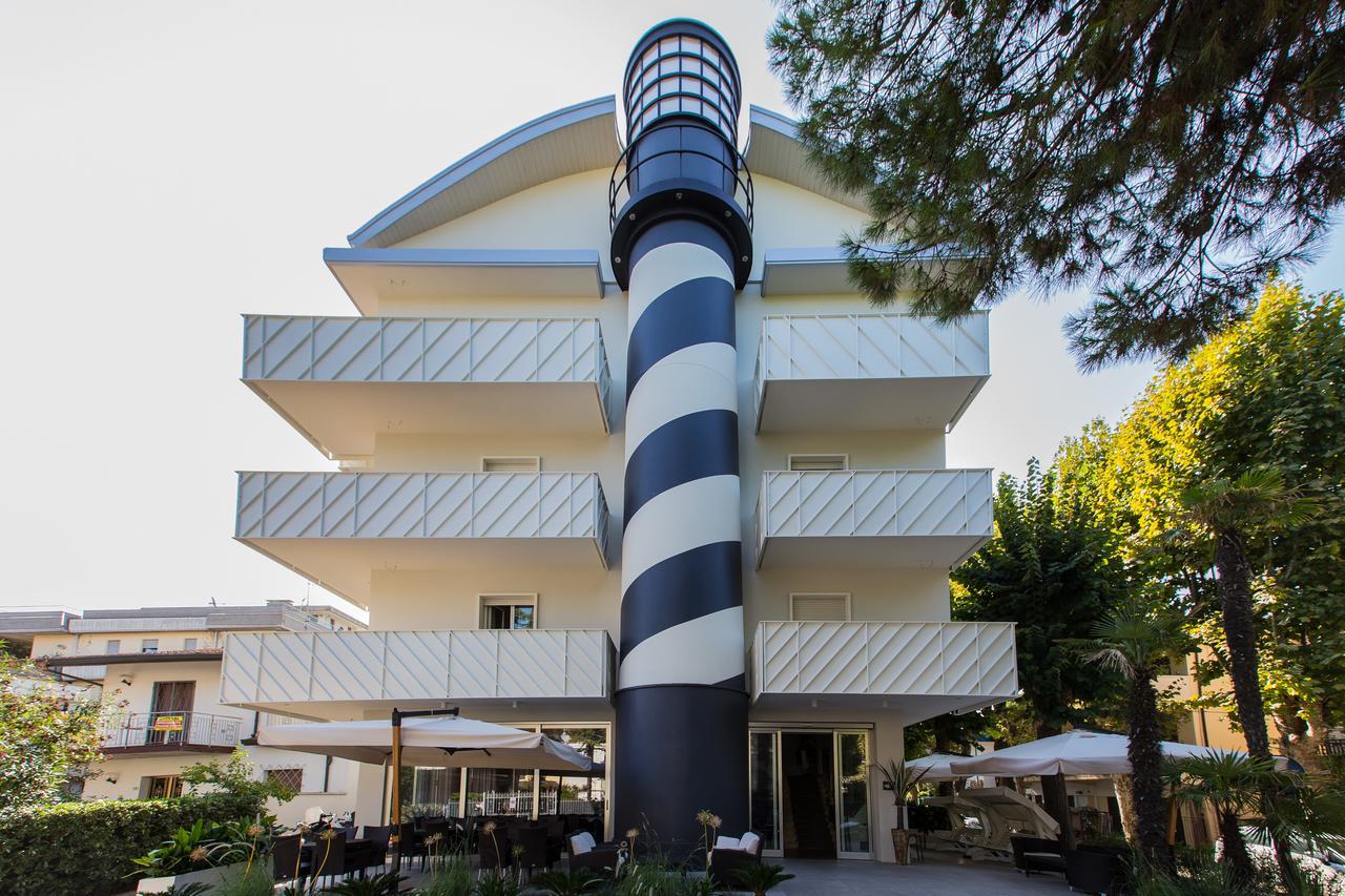 Nautilus Hotel Riccione Kültér fotó